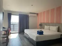 Embryo Hotel