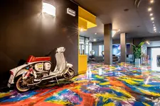 Muraless Art Hotel