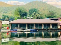 River Hill Side Resort