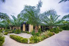 Palm Pran Resort
