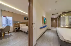 Le's Cham Hotel
