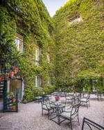 As Janelas Verdes Inn (Lisbon Heritage Collection)