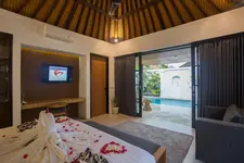 The Kon's Villa Bali Seminyak