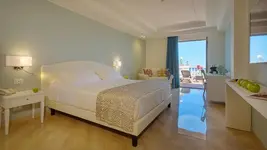 Hellenia Yachting Hotel & Spa