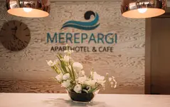 Merepargi ApartHotel & Cafe