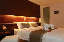 The Bangkok Airport Link Suite
