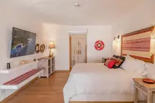 Bora Bora Beach Club & Hotel