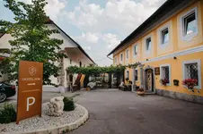 Hotel Pok