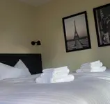 3 Monkeys Hotel