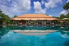 Farmhouse Resort & Spa