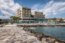 Hotel Bellevue et Mediterranée