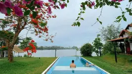 La Y Riverview