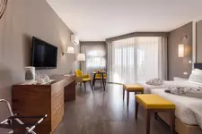 AP Oriental Beach