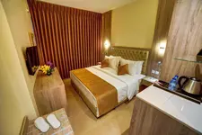 De-Lara Hotel
