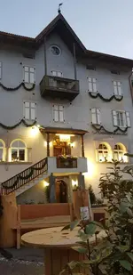 Kaiserkrone Charming Retreat