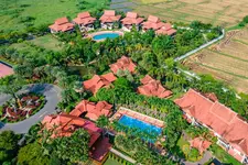 Horizon Village & Resort