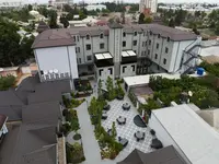 Leon Hotel Spa Ganja