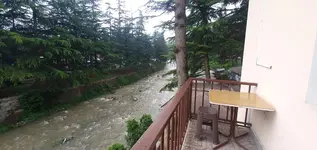Ruzan Hotel
