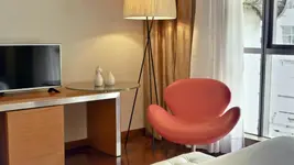 725 Continental Hotel
