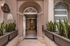 Urban Isle Hotel