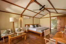 Gili Teak Beach Front Resort