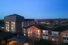 Delta Hotels by Marriott Heathrow Windsor