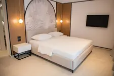Colosseum Hotel