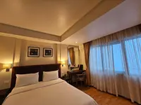 Dynasty Inn