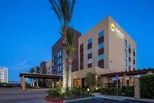 SunCoast Hotel Anaheim (Tapestry Collection by Hilton)