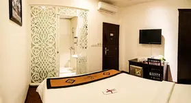 Wild Lotus Hotel & Travel 2