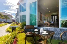 Vannee Golden Sands Beachfront Resort