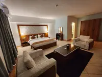 Aquavista Hotel & Suites