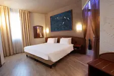 Welcome Hotel