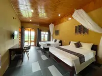Sky Bay Lodge