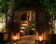 Life Gallery Hotel