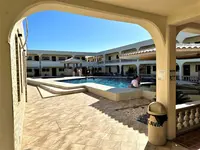 Kavia Meoqui Hotel & Suites