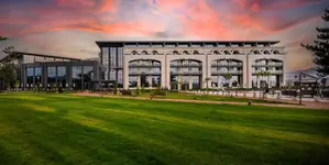 Kings' Valley Medical & Spa Hotel