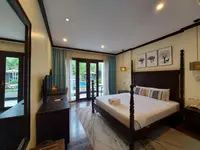 Sunrise Garden House