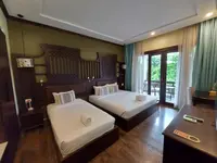 Sunrise Garden House