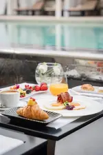 Hotel Carducci 76