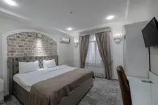 Hotel Billuri Sitora
