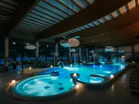 Kristal Hotel