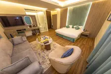 Luxury Night Hotel (فندق لكجري نايت)