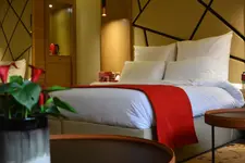 Redwaves Hotel (فندق ريدويفز)