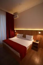 London Hotel