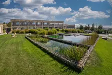 Hotel Vinice Hnanice