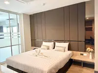 S.R. Sunshine Hotel
