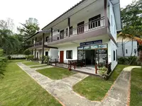 Lanta Arrow House