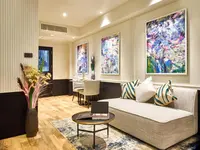 Floral Court Hotel