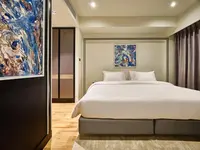 Floral Court Hotel
